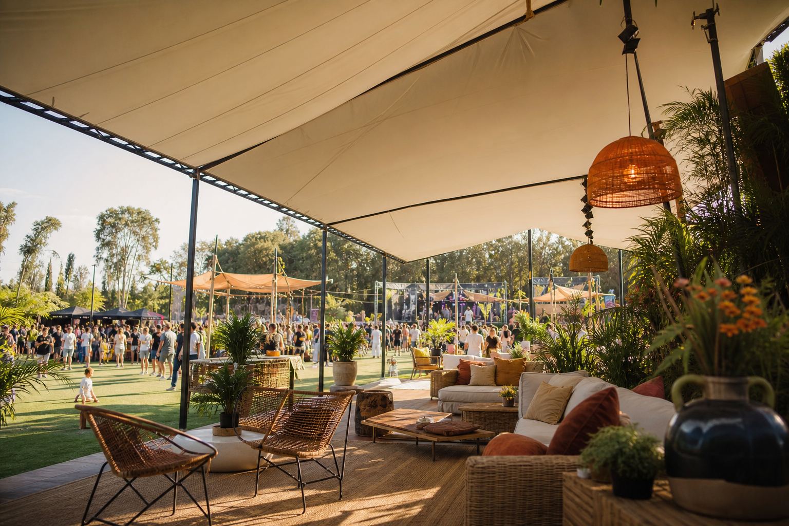 Soluções de sombreamento de alto padrão para festivais e eventos diurnos